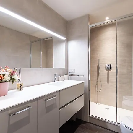 Apartment Free Parking In Luxury With View - Steps To Brignole Train Station
