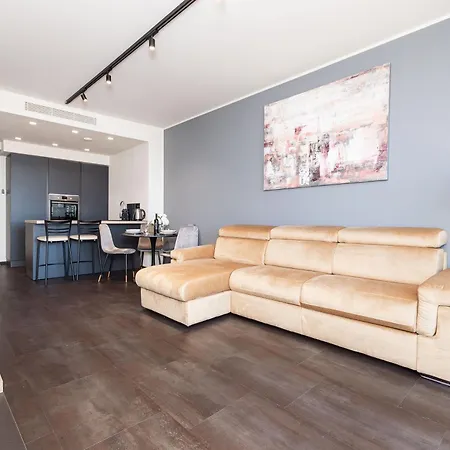 Апартаменты Free Parking In Luxury With View - Steps To Brignole Train Station *