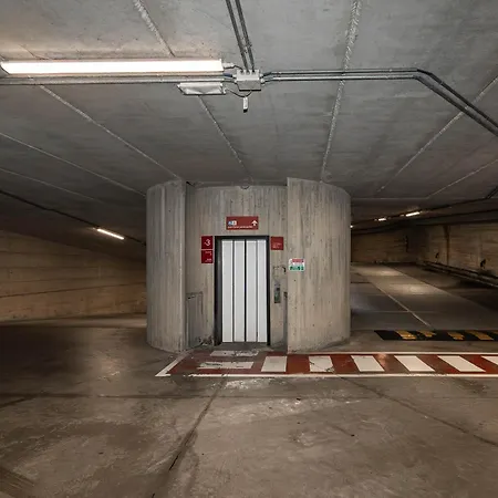 Апартаменты Free Parking In Luxury With View - Steps To Brignole Train Station